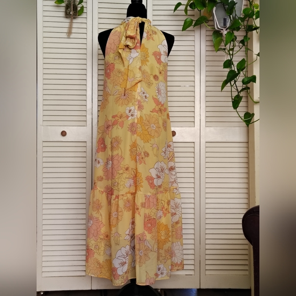 Eliza J Sunny Yellow Floral Halter Maxi Dress Size 2 – Like New - Picture 3 of 12
